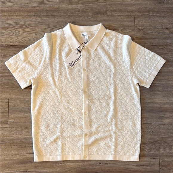 White Textured Casual Button Down Shirt - Picture 1 of 3